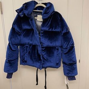 SAM. nwt Puffer Jacket
